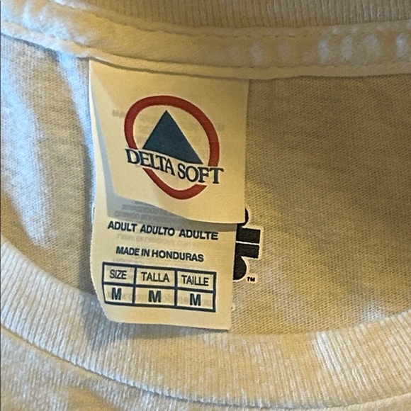 Star Wars Boba Fett Long Sleeve White Shirt, size M. EUC - Picture 3 of 6